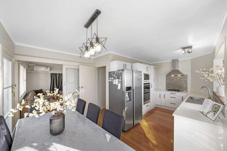 47 Clark Road Pahurehure_6