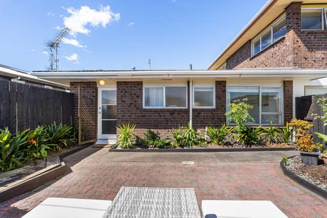 1/83 Centreway Road Orewa_4