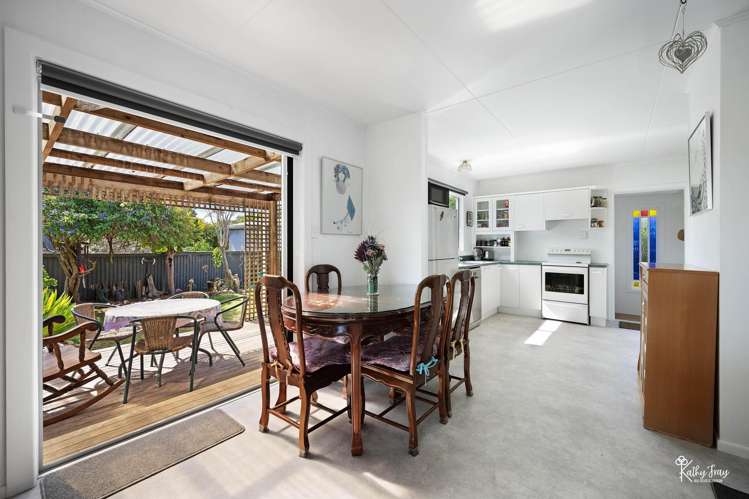 13 Bayly St Baylys Beach_7