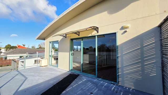 APARTMENT IN CENTRAL WAIPU