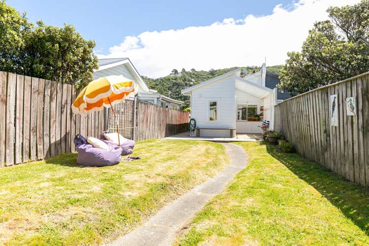 201 Onepu Road Lyall Bay_1