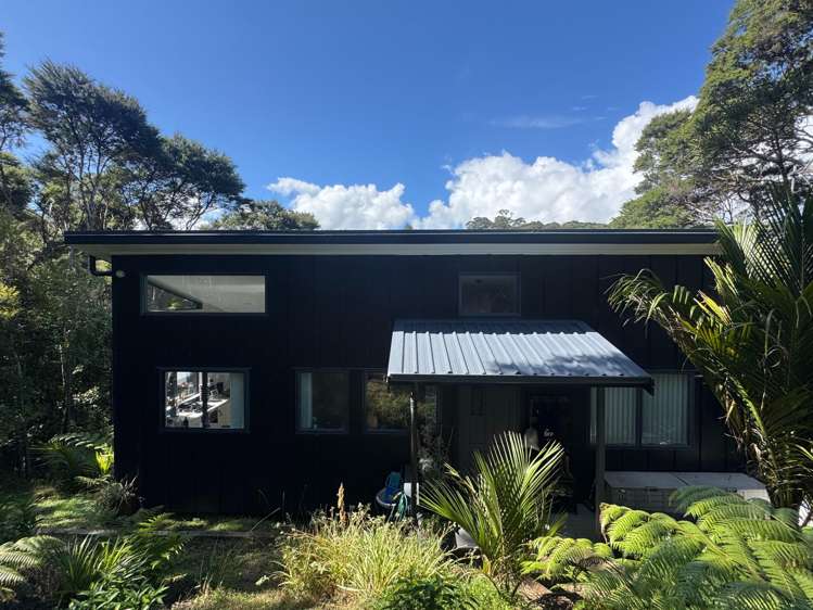 76 Waiheke Road Waiheke Island_17
