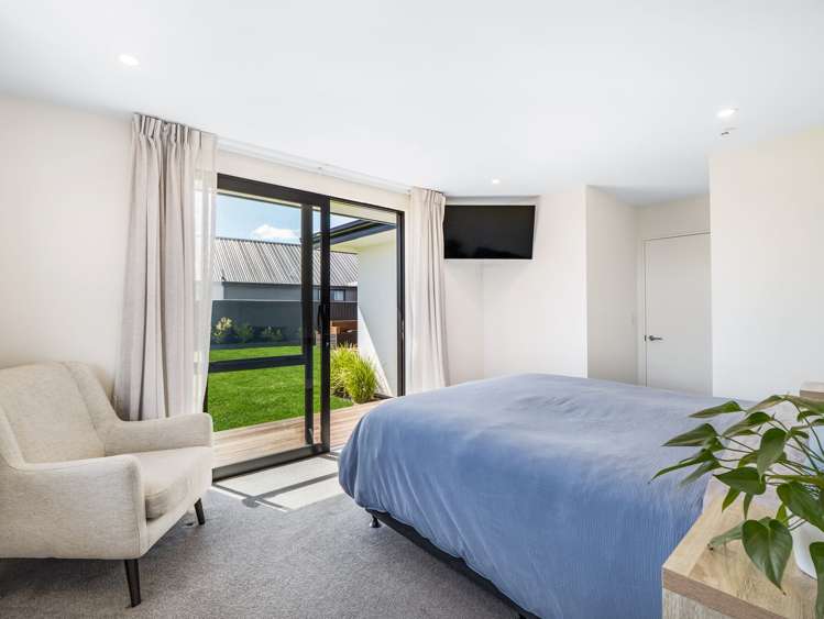 24 Whitehorn Drive Lincoln_20