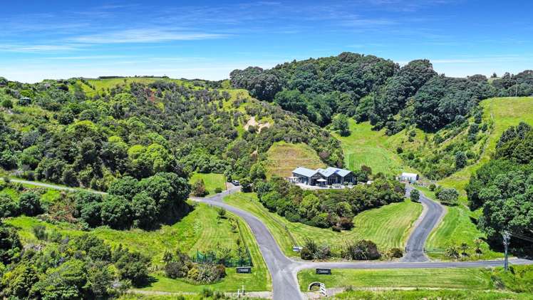 8 Ohiwa Cove Rise Opotiki_44