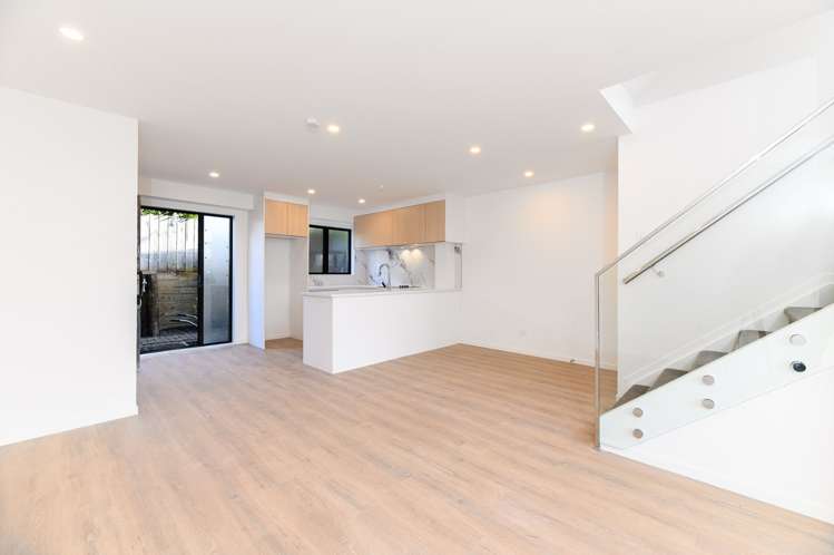 5/60 Triangle Road 11410_2