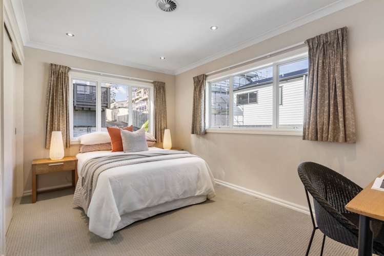 74a Seaview Road Glenfield_16