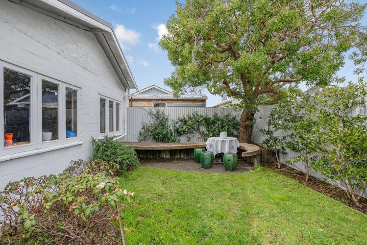 4 Collins Street Petone_20