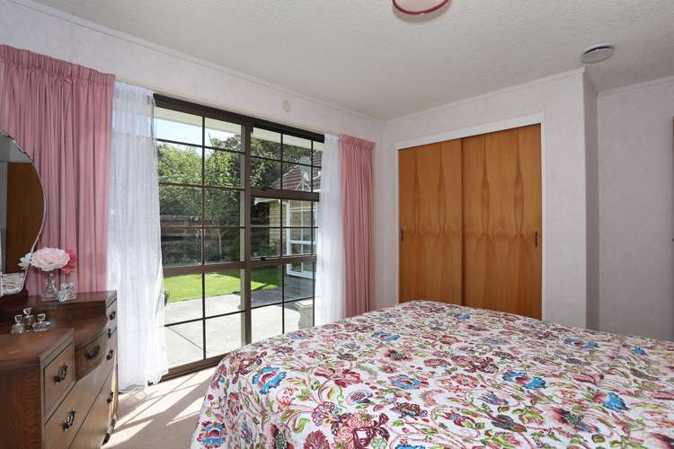 153a High Street Bulls_8