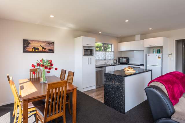 2 Lake Terrace Road Burwood_3