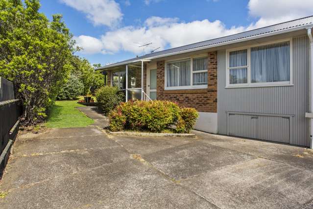 2/6 Mcdonald Crescent Mount Wellington_1