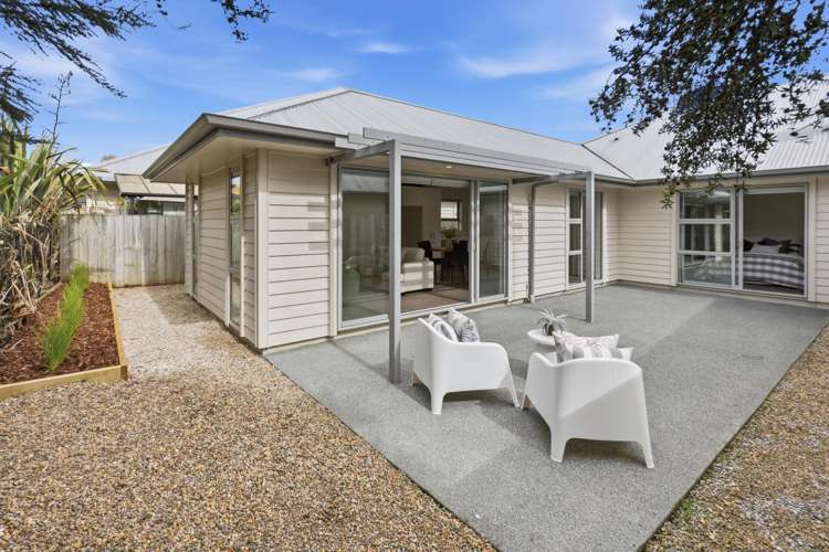 19 Fairwater Road Warkworth_11