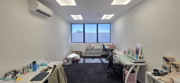 2/5 Seven Mile Drive Belfast_4