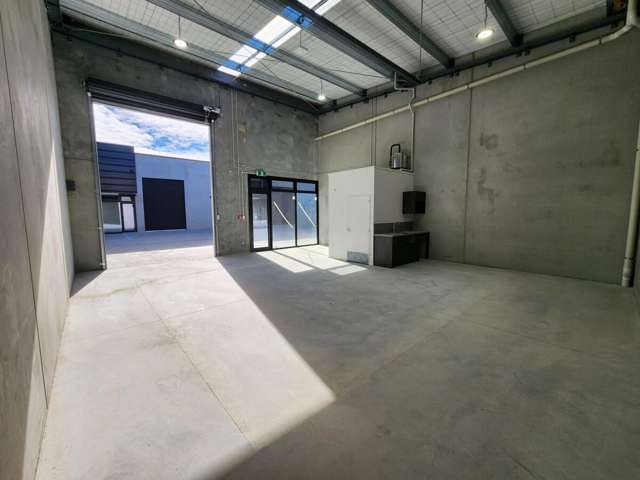 Unit 4, 17 Hands Road Middleton_2