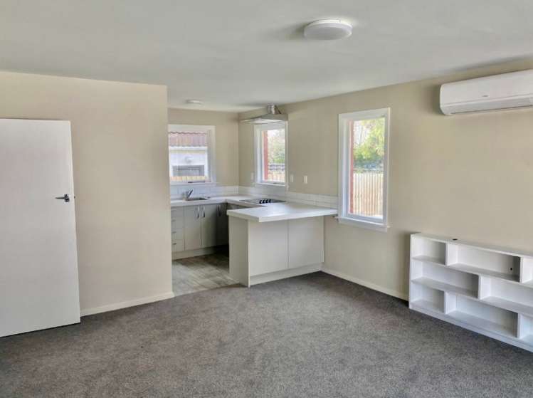  1/12 Abberley Crescent Edgeware_2