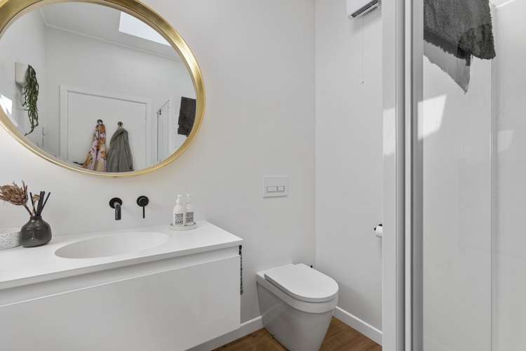 1/439 Point Chevalier Road Point Chevalier_12