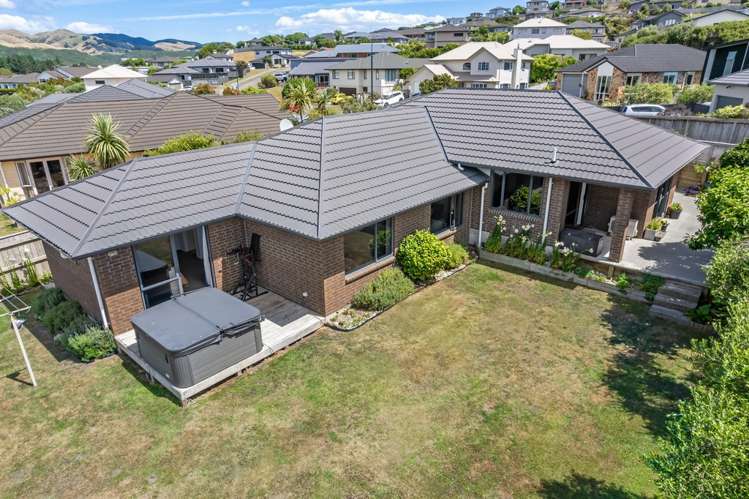 14 Tararua Close Aotea_22