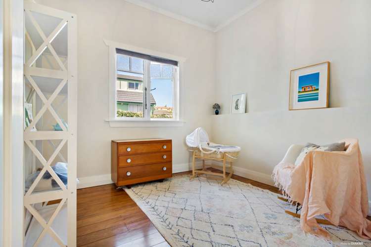 12 Craigbank Avenue New Lynn_12