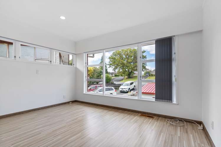 176 Edmonton Road Te Atatu South_9