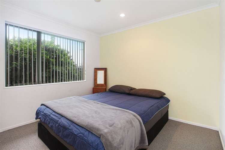 7 Crispe Road Clarks Beach_16