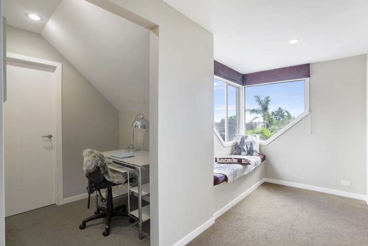 25 Anaheim Boulevard Shamrock Park_25