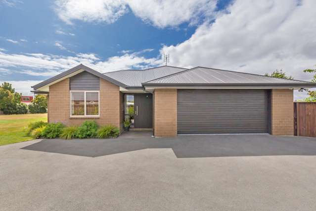 10 Grangewood Drive Lincoln_2