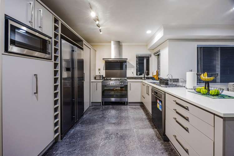 3 Viera Drive Flat Bush_8