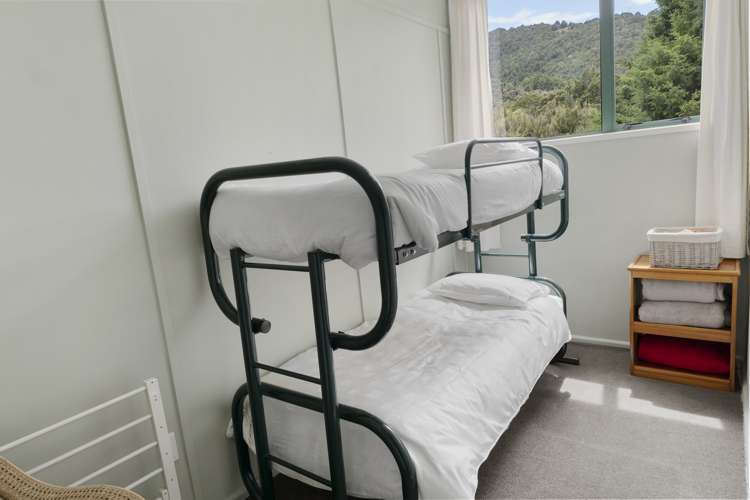 391 Tophouse Road St Arnaud_11