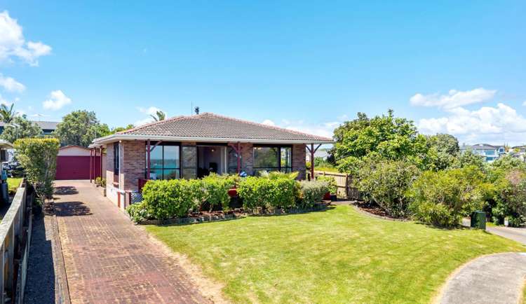 26 Puriri Road Beachlands_2