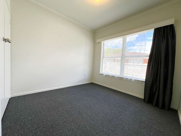 2/8 Chartwell Avenue Glenfield_6