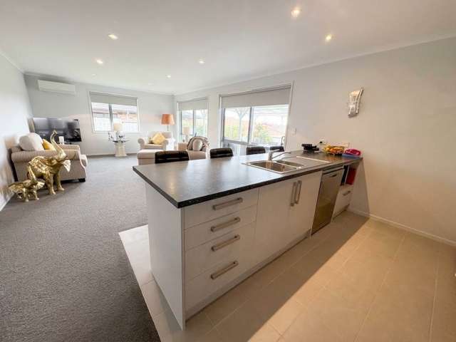 79 Kitchener Road Pukekohe_3