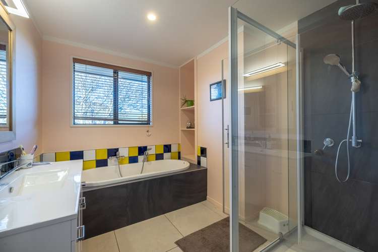 132 Mount Iron Drive Wanaka_11