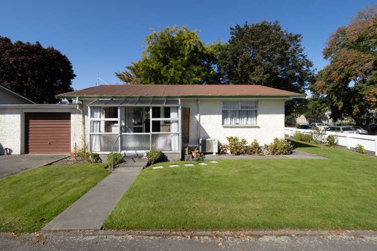 1/63 Short Street Ashburton_16