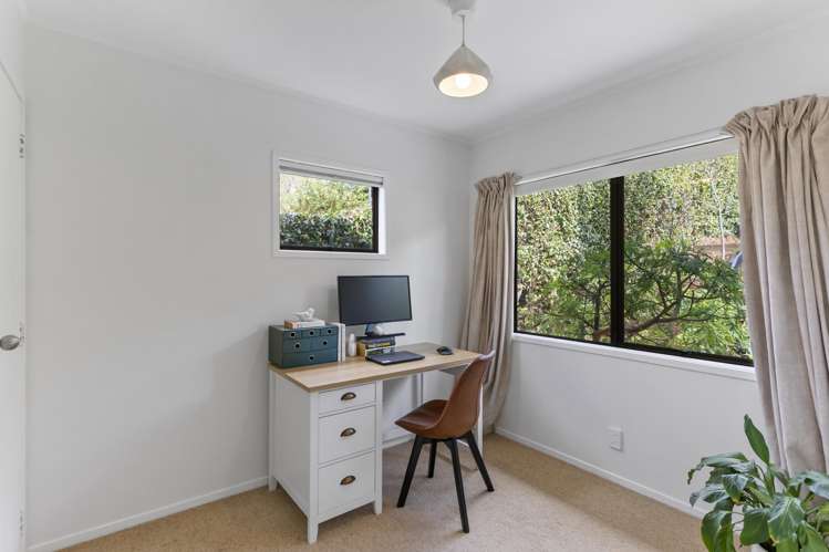 1/964 Beach Road Torbay_17