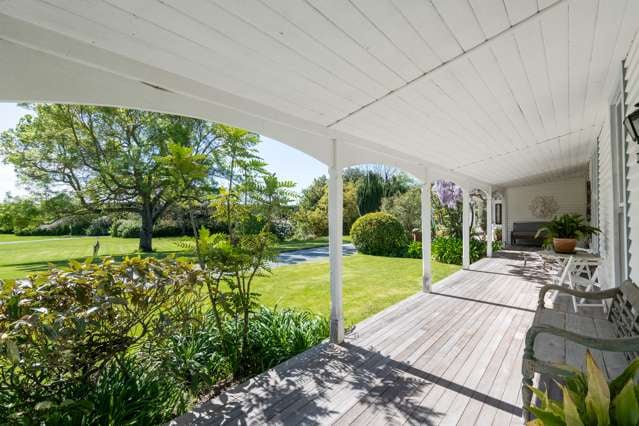 Somerton Homestead - Architecture Meets Landscape