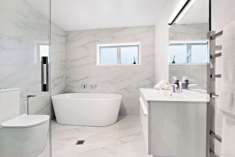 5/4 Huka Road Birkenhead_13