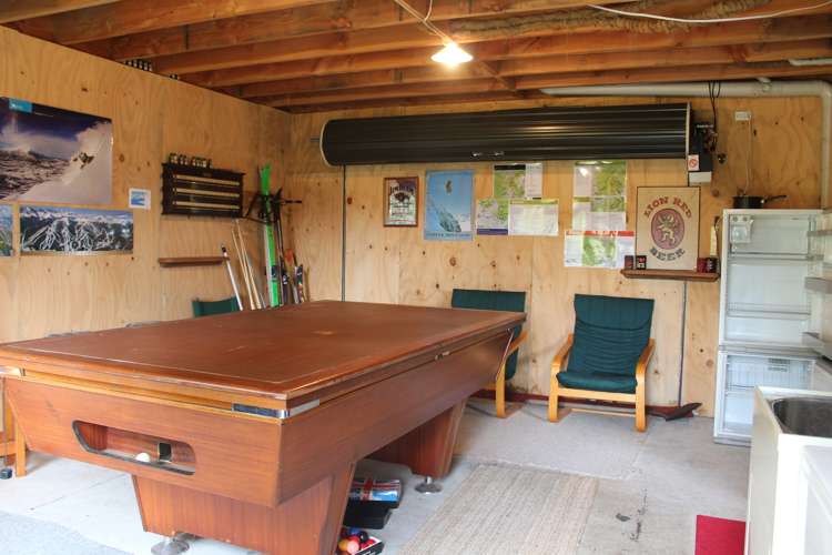 27a Kirk Street National Park_16