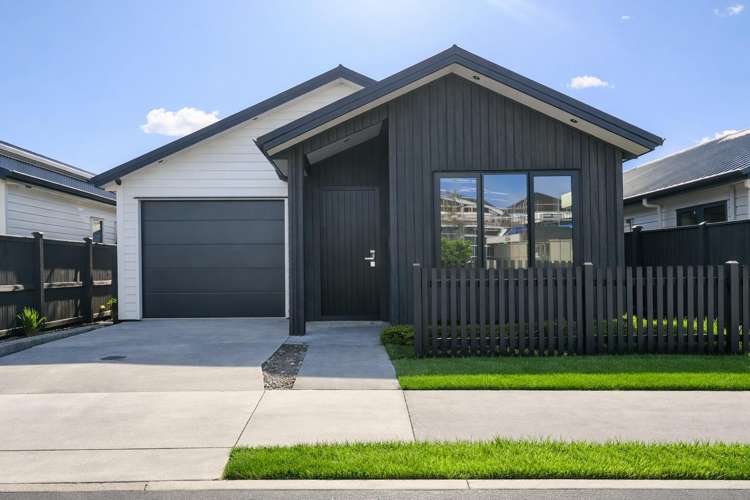 390 Te Taruna Drive_0