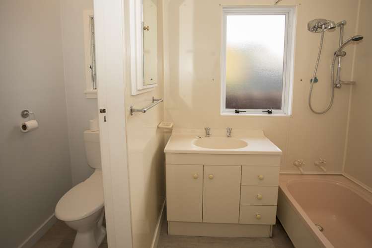 10 Belt Road Allenton_16