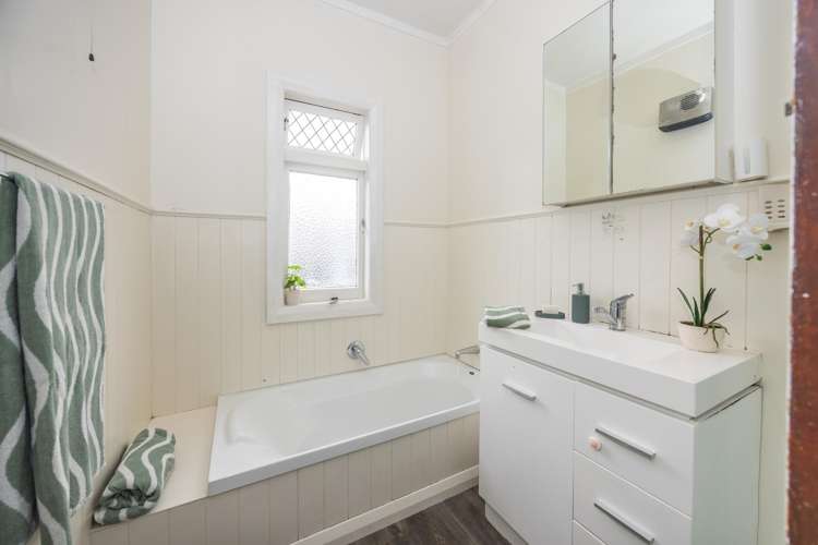 8 Bell Street Hamilton East_7