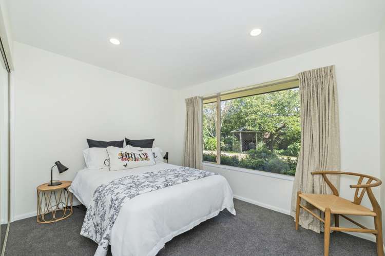 85 Pages Road Allenton_14