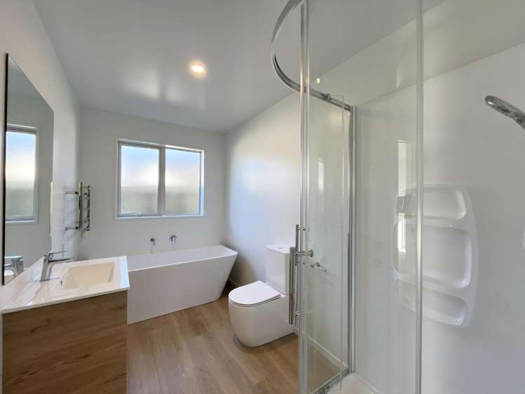 10 Rita Angus Road 10145_10