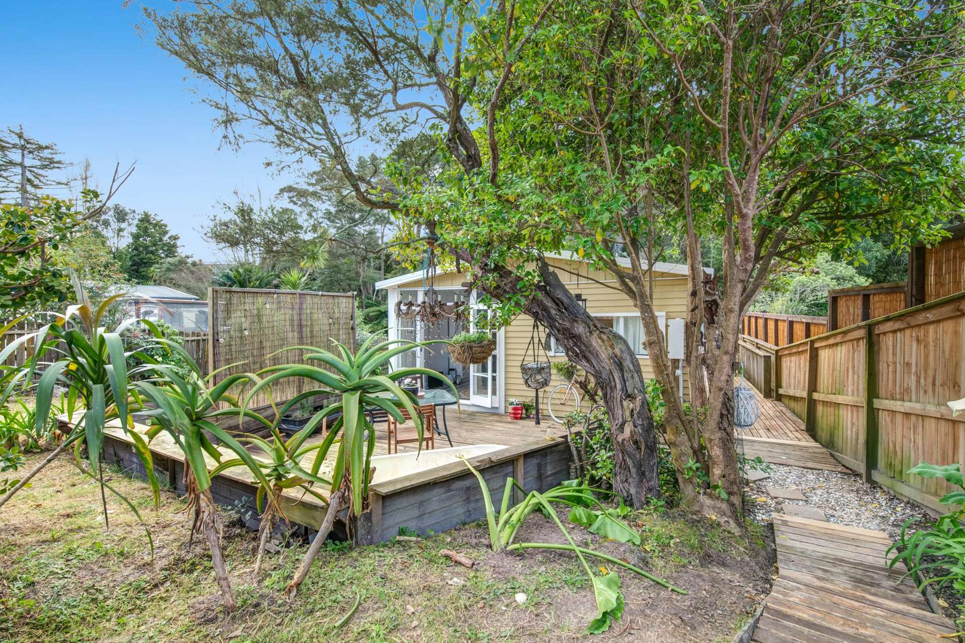 73A Gledstane Road Stanmore Bay_0