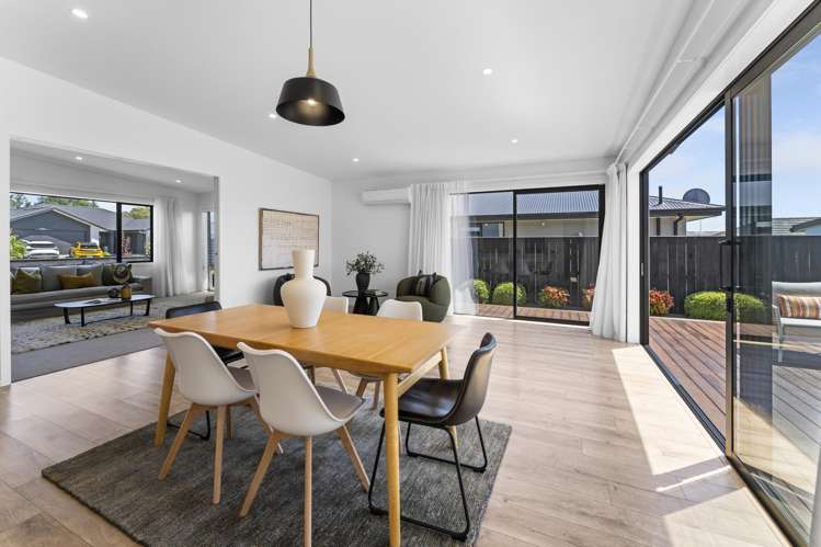 7 Greenway Crescent Richmond_8