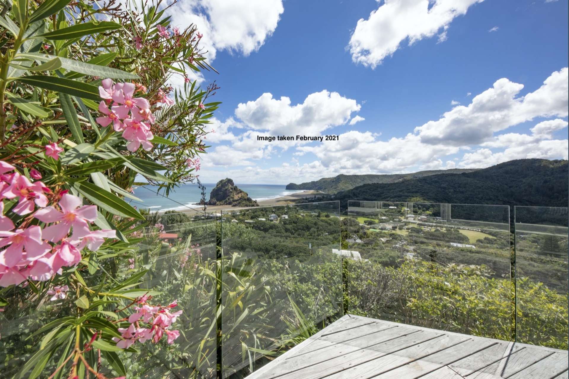 42 Rayner Road Piha_0