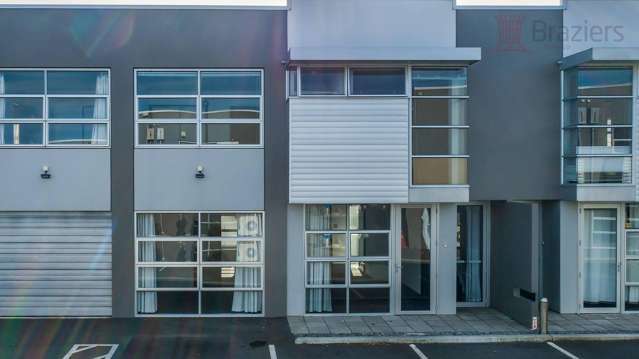 14/27 Waterman Place Ferrymead_1