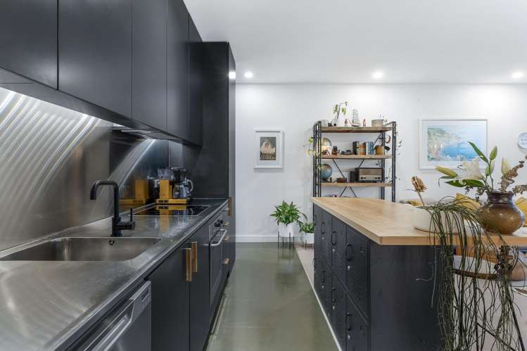 3B/10 Fisher-Point Drive Freemans Bay_9