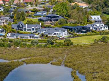 10 Miran Lane_1