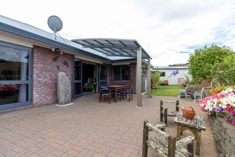39 Thames Road Paeroa_16
