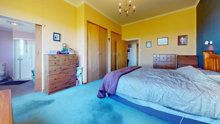 171 Wards Road Chertsey_8