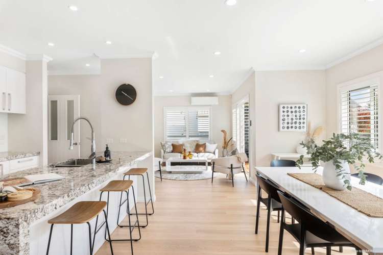 27 Saint Michaels Avenue Point Chevalier_17